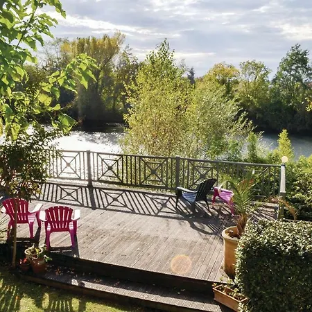 Three-bedroom In Puy I'eveque 아파트 Puy-lʼÉvêque